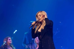 Lara_Fabian_boritokep